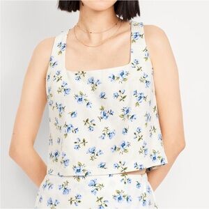Cropped square neck linen blend floral top